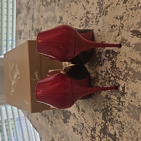 Christian Louboutin Hot Chick 100 - Picture 4 of 6